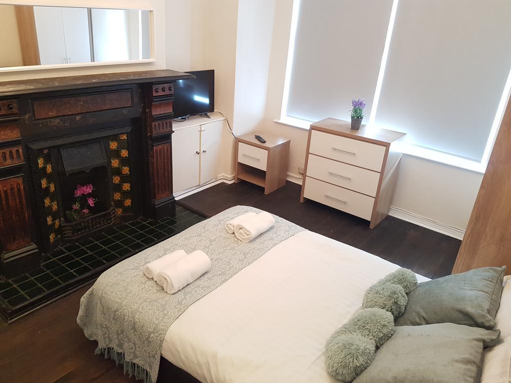 Orient Gardens 4* Belfast
