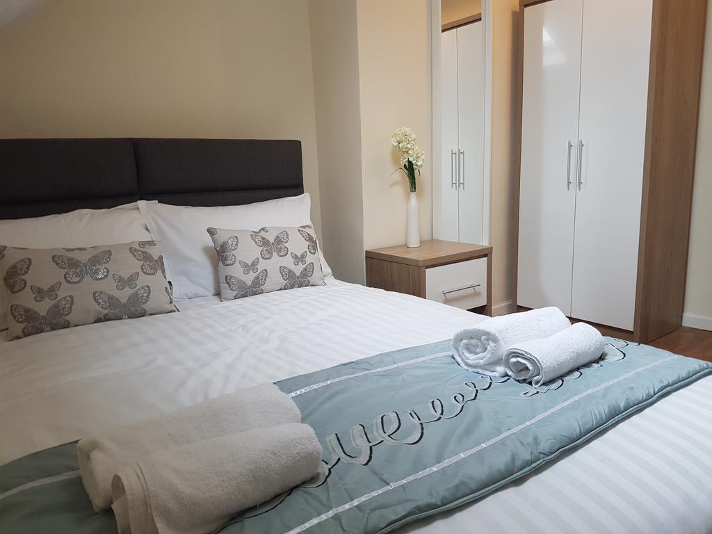 Orient Gardens 4* Belfast